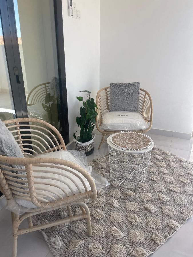 Home X4 Al Wasil Экстерьер фото