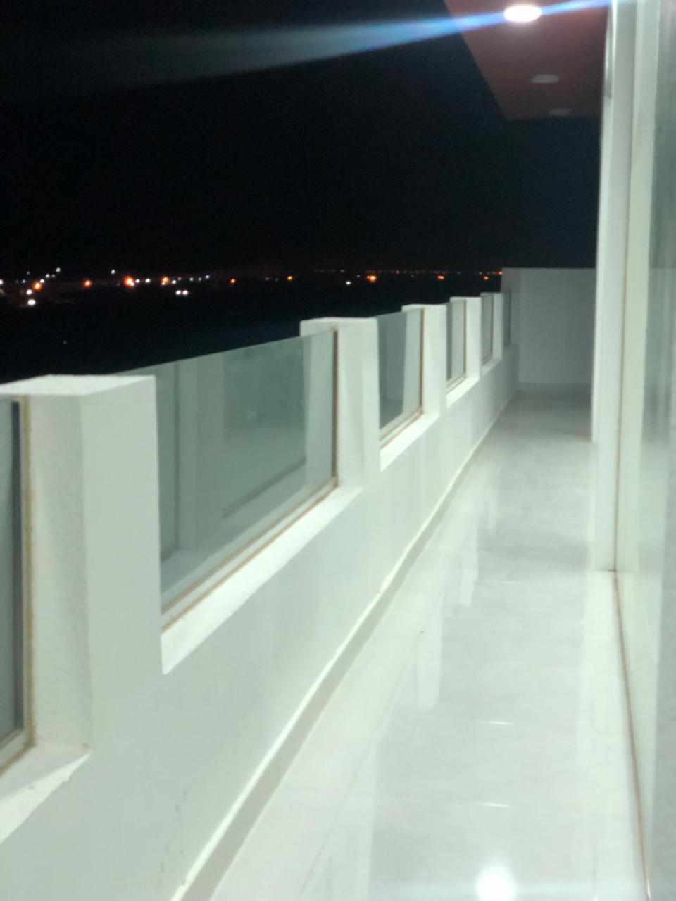 Home X4 Al Wasil Экстерьер фото